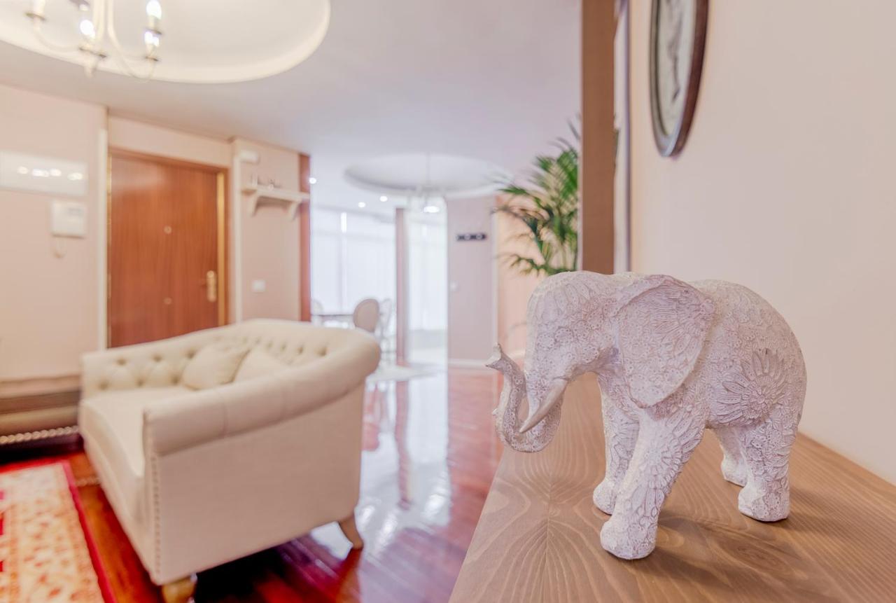 Descalzas Reales Apartment Madrid Exterior photo